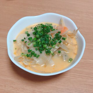 トムヤムミルクスープ餃子